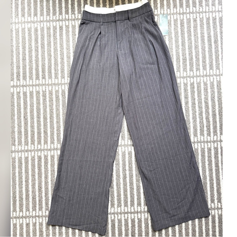 Women’s Gray Pinstripe Pants